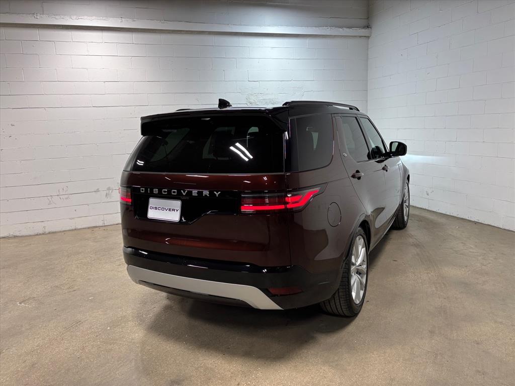 2026 Land Rover Discovery Gemini Edition - Photo 7