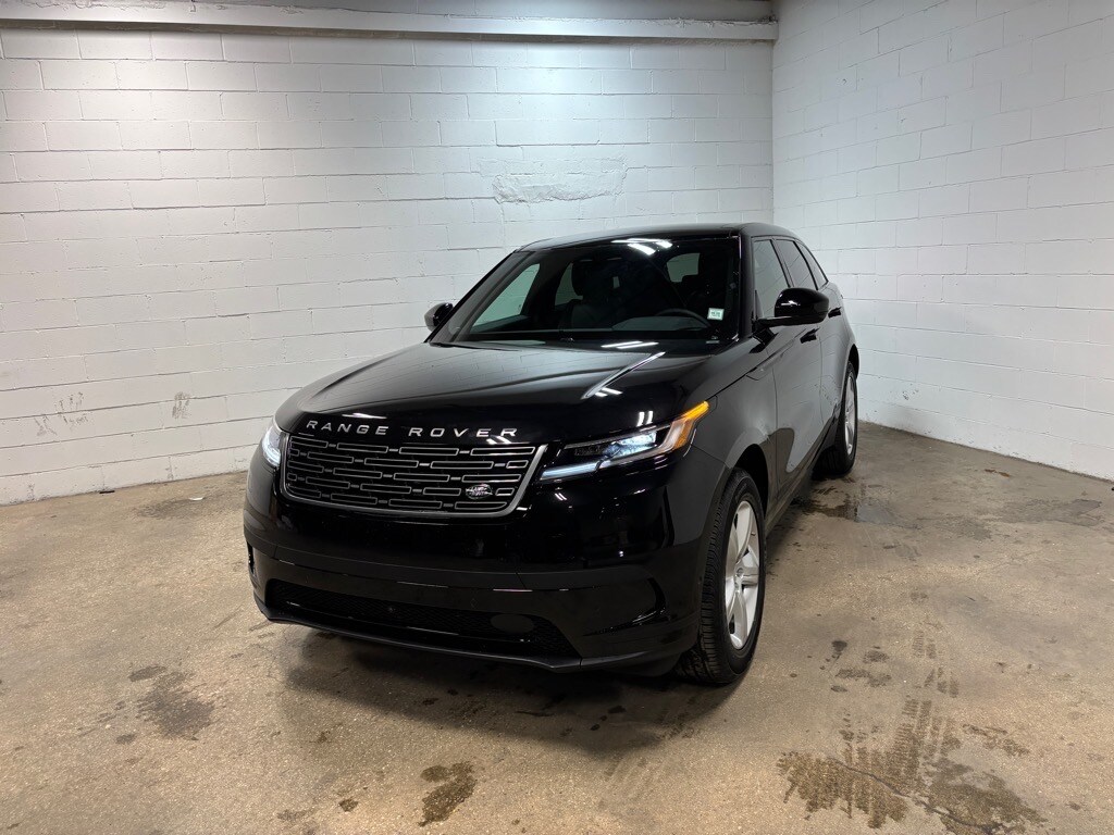 2026 Land Rover Range Rover Velar S photo 2