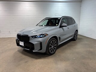 SUV in Glen Cove, NY 2025 BMW X5 xDrive40i SUV Used