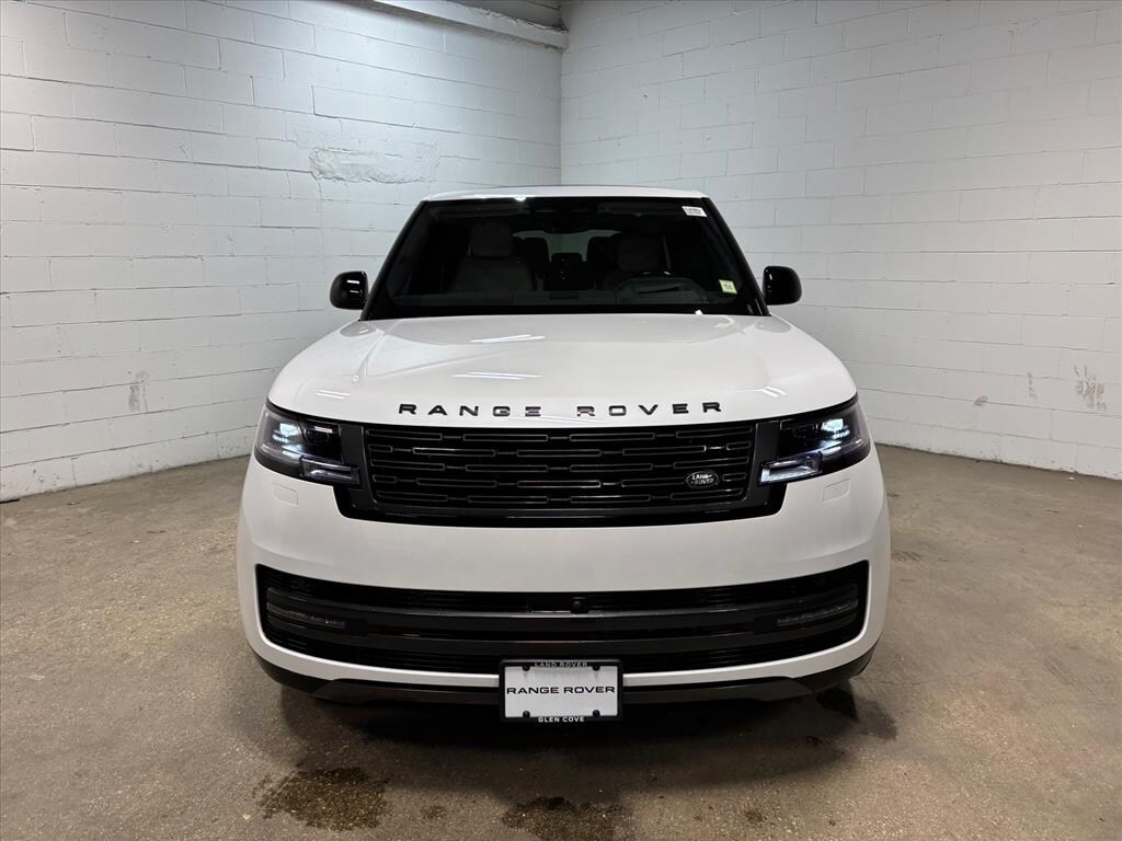 Used 2025 Land Rover Range Rover SE LWB SUV