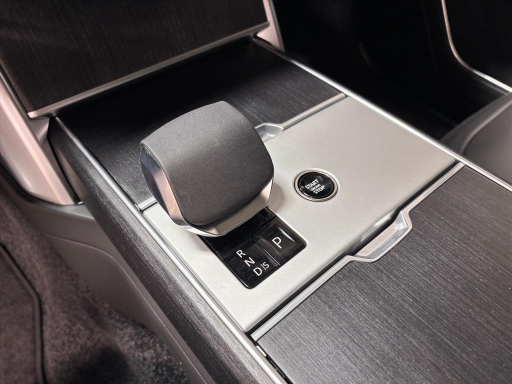 2026 Land Rover Range Rover SE - Photo 15
