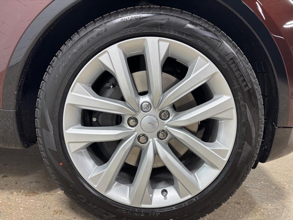 2026 Land Rover Discovery Gemini Edition - Photo 11