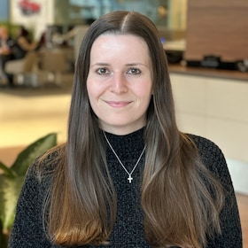 Staff member Sarah Burton from ID_2bc20b977901