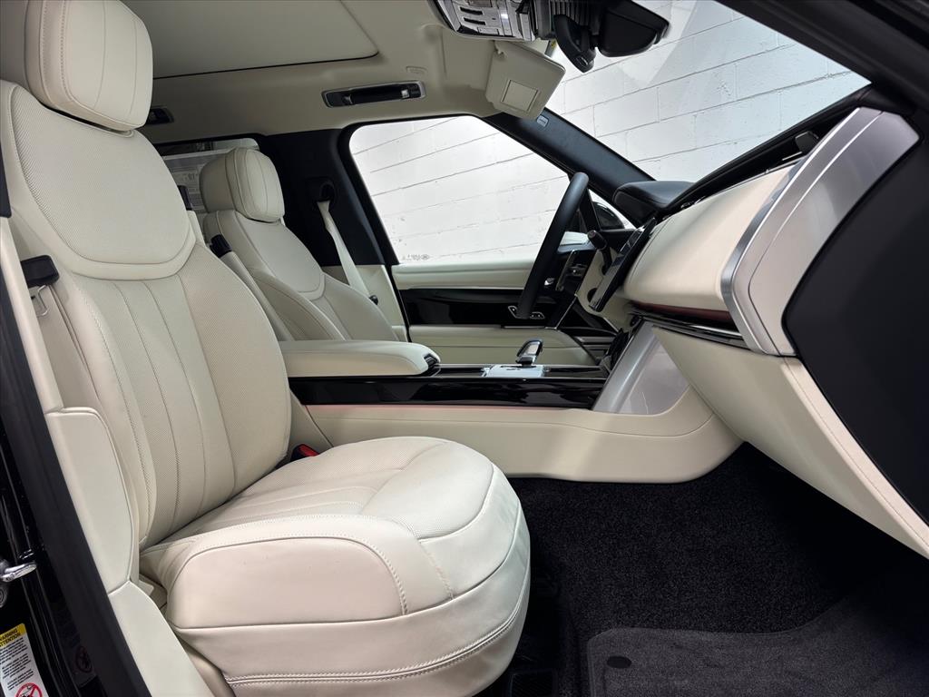2026 Land Rover Range Rover SE - Photo 32