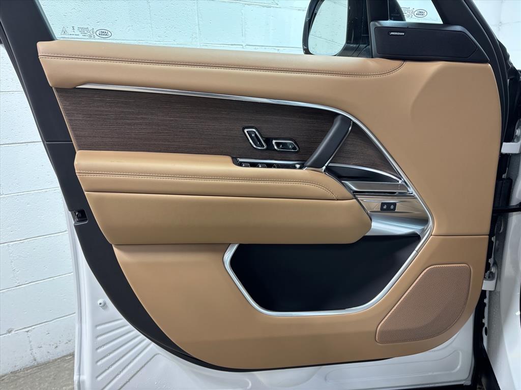 2026 Land Rover Range Rover SE - Photo 24