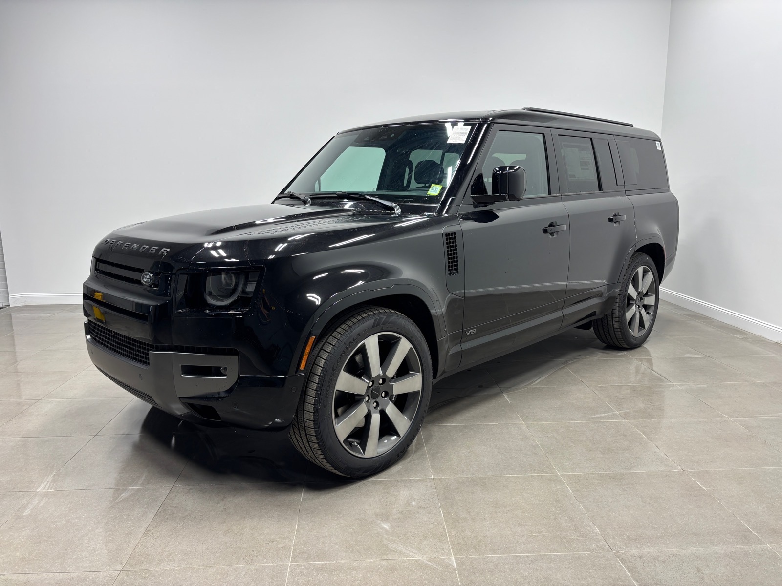 2026 Land Rover Defender 130 V8 SUV