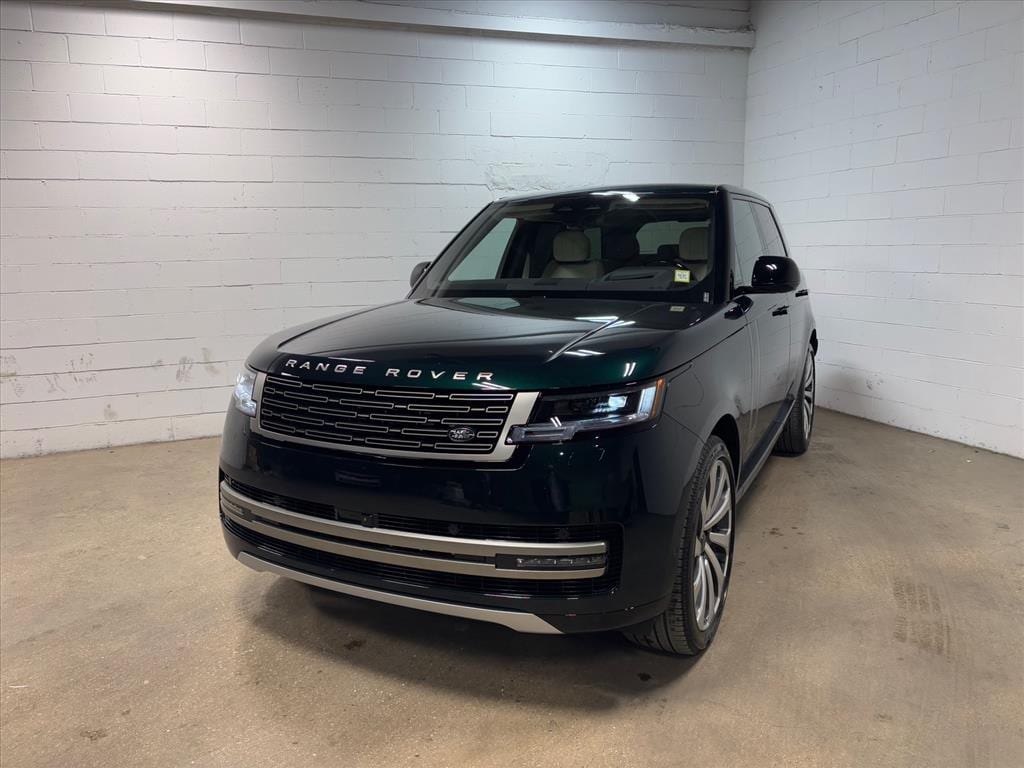 New 2026 Land Rover Range Rover SE SUV