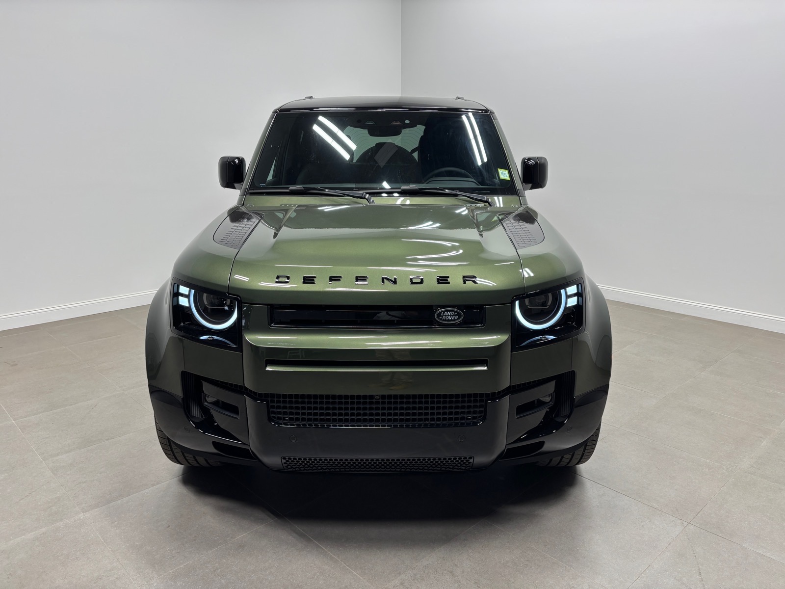 New 2026 Land Rover Defender 110 X-Dynamic SE SUV