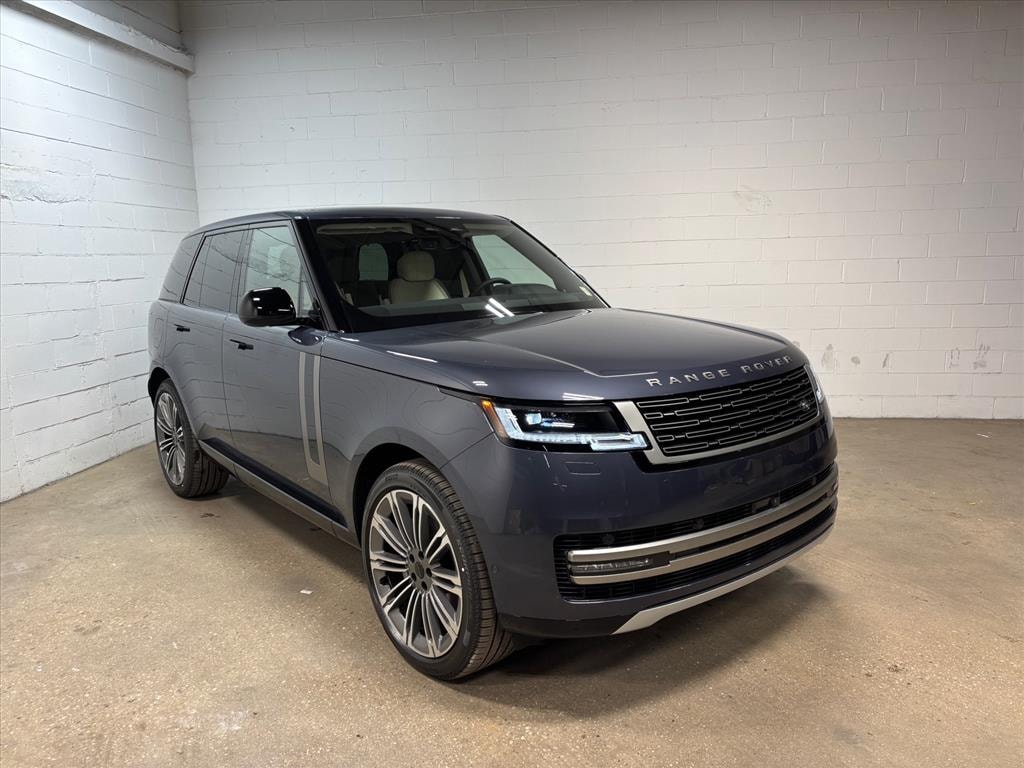 New 2026 Land Rover Range Rover SE SUV