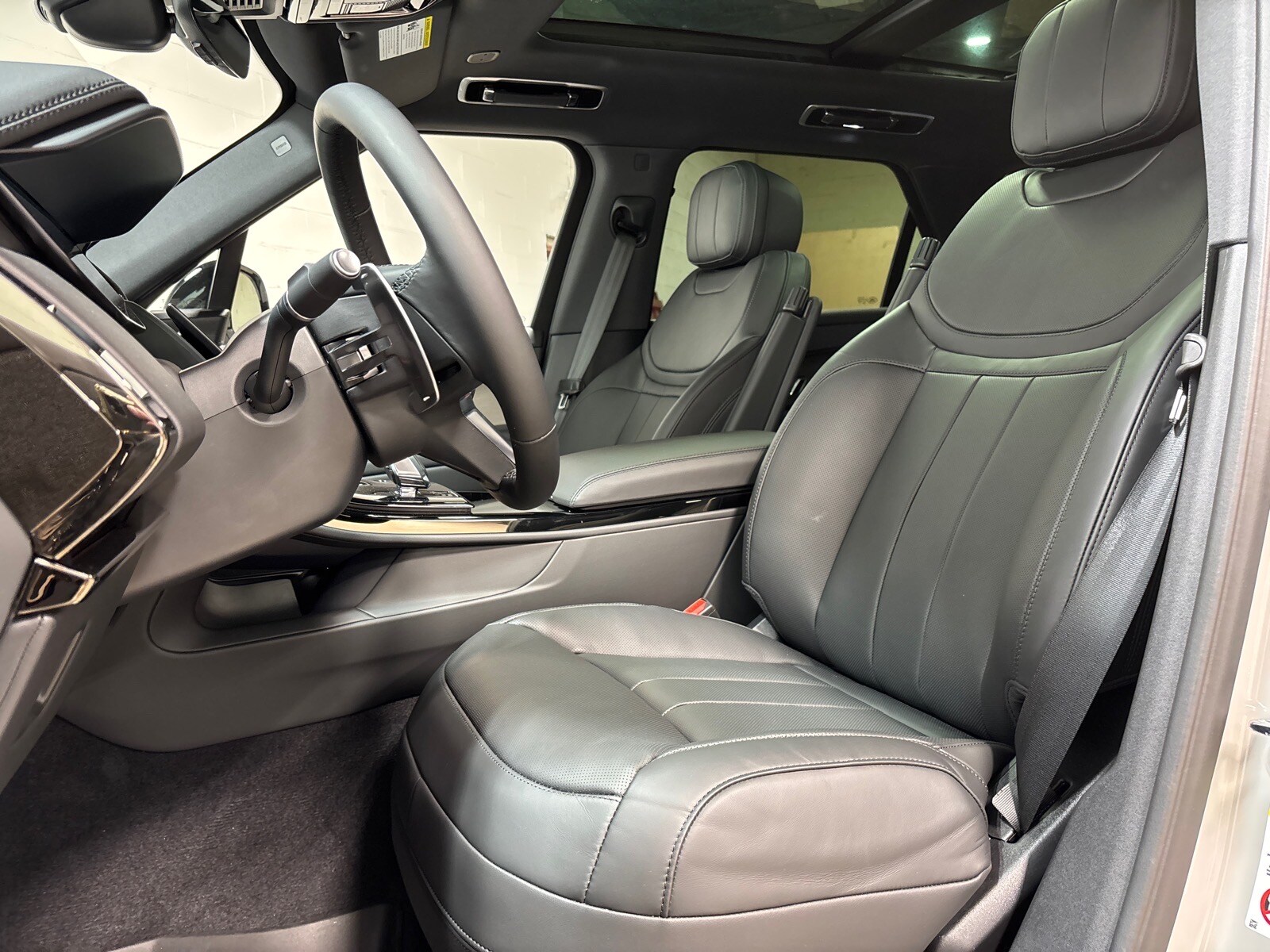 2026 Land Rover Range Rover Sport SE - Photo 21