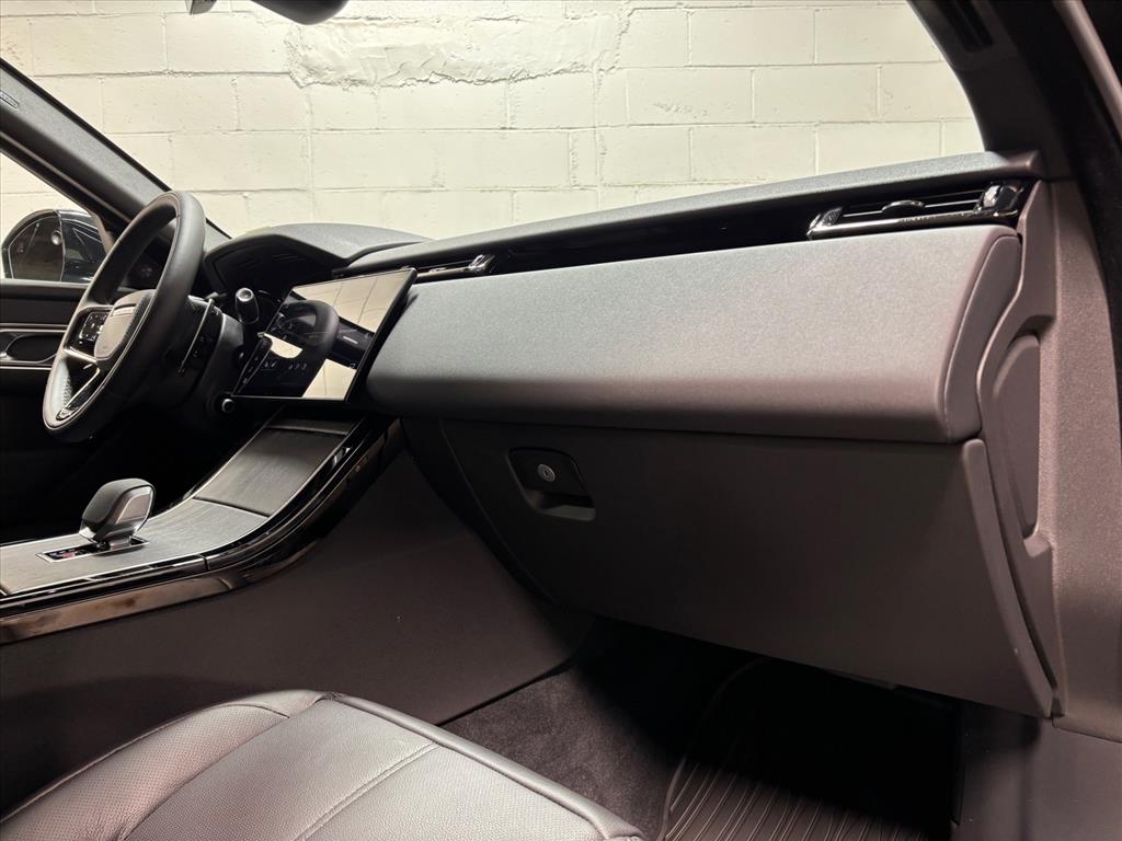 2026 Land Rover Range Rover Velar S - Photo 30