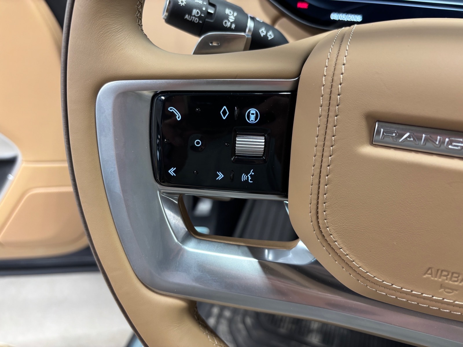 2026 Land Rover Range Rover SE - Photo 20