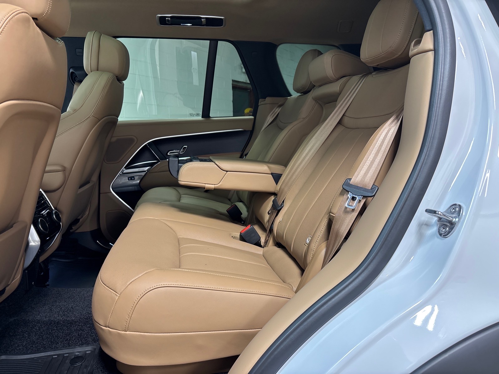2026 Land Rover Range Rover SE - Photo 26