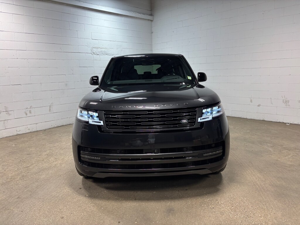 New 2026 Land Rover Range Rover SE SUV