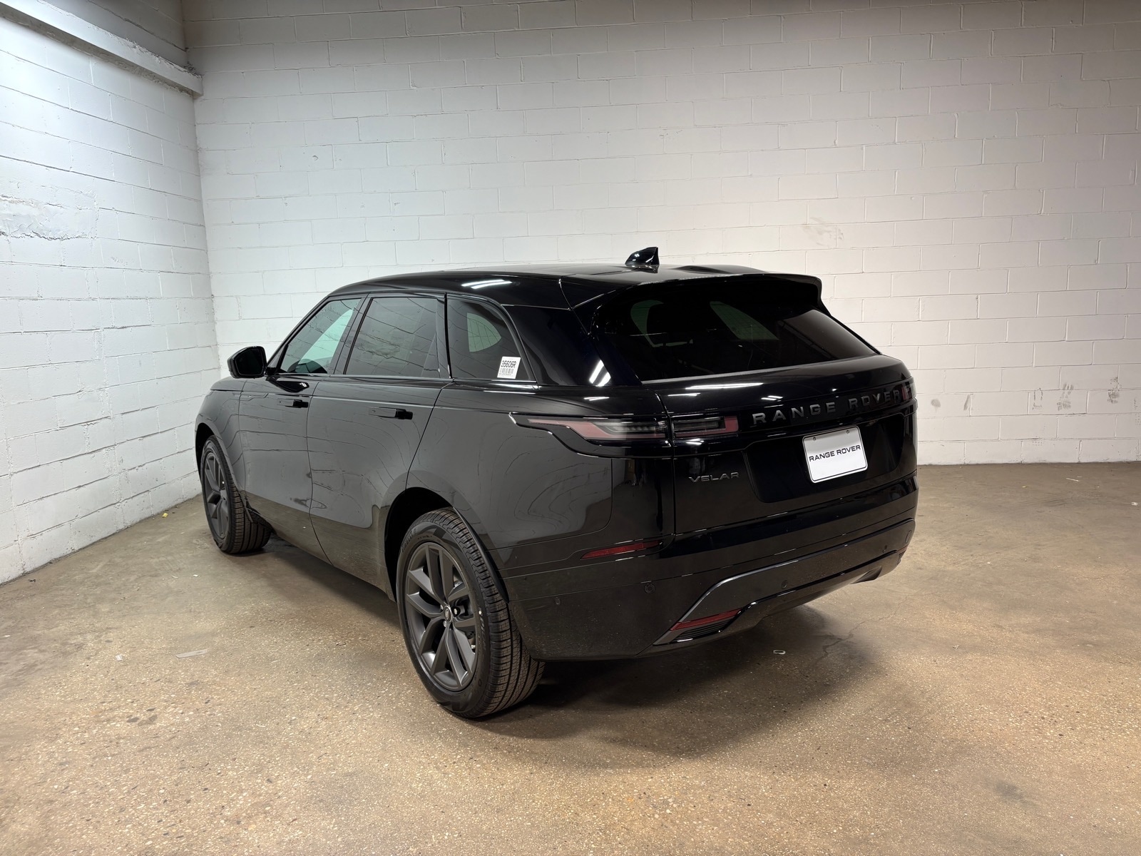 2026 Land Rover Range Rover Velar Dynamic SE - Photo 9