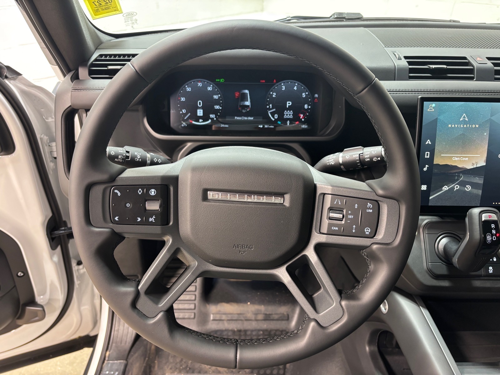 2026 Land Rover Defender X-Dynamic SE - Photo 19
