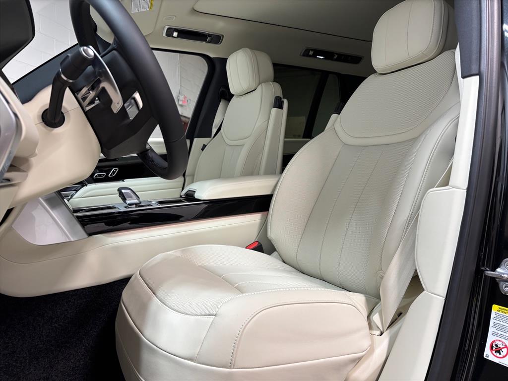 2026 Land Rover Range Rover SE - Photo 22