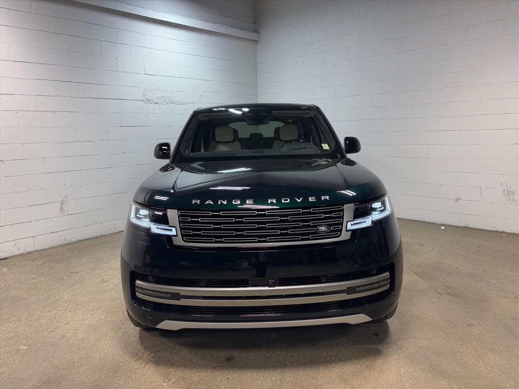New 2026 Land Rover Range Rover SE SUV