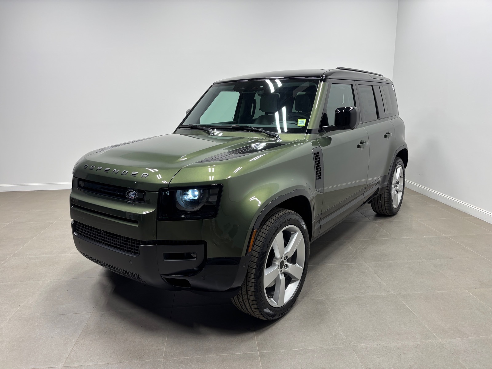  Land Rover Defender 110