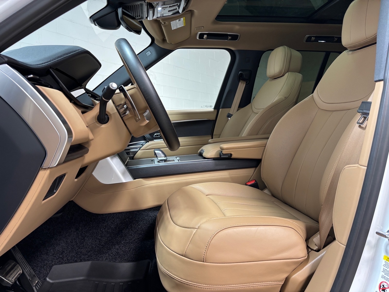 2026 Land Rover Range Rover SE - Photo 22