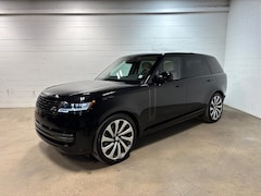 2025 Land Rover Range Rover Autobiography SUV