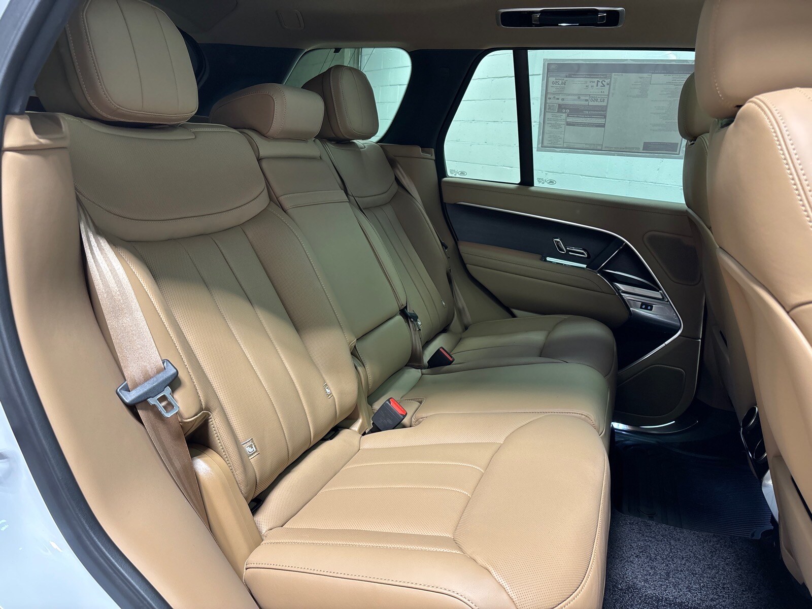 2026 Land Rover Range Rover SE - Photo 37