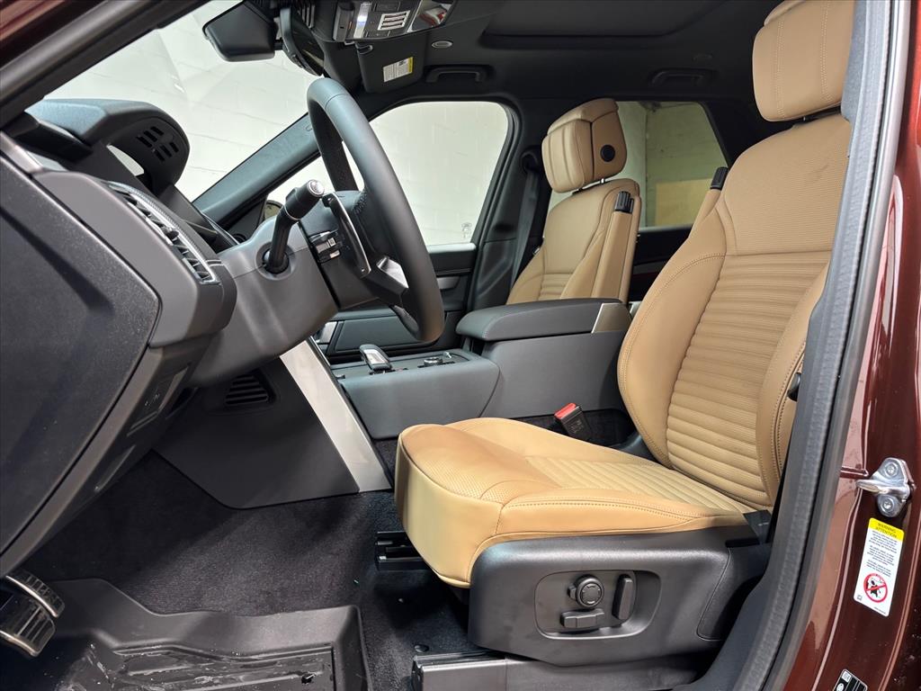 2026 Land Rover Discovery Gemini Edition - Photo 22
