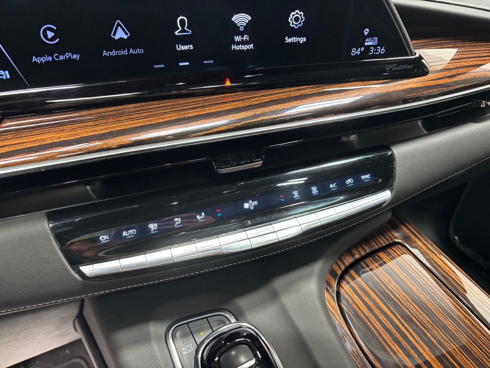 2022 Cadillac Escalade Premium Luxury - Photo 16