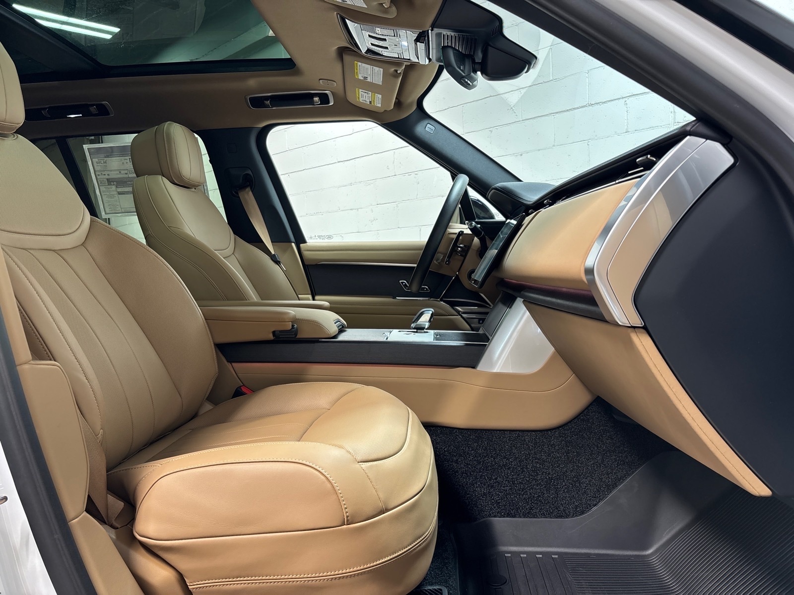2026 Land Rover Range Rover SE - Photo 31
