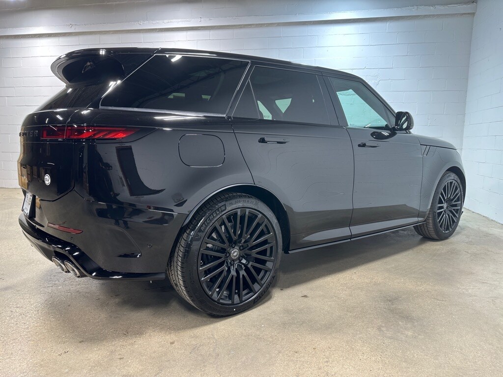 2024 Land Rover Range Rover Sport photo 4