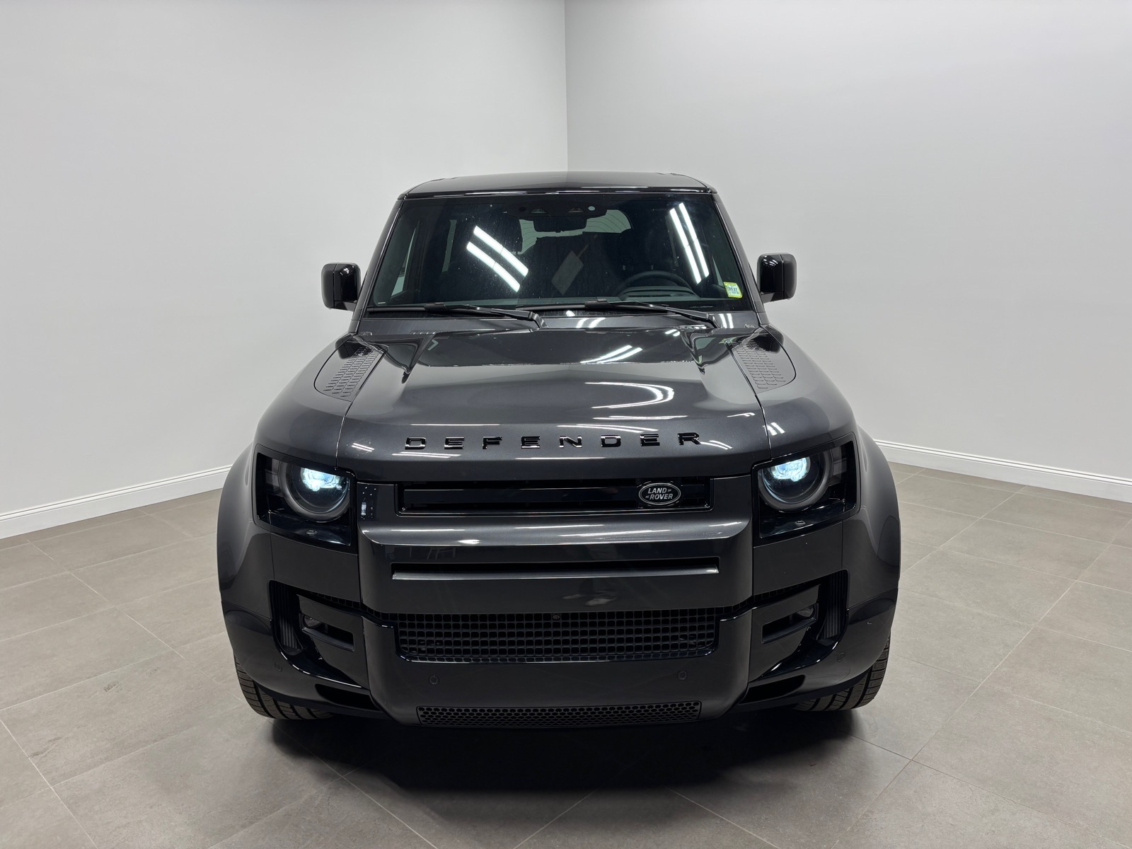New 2026 Land Rover Defender 90 V8 SUV