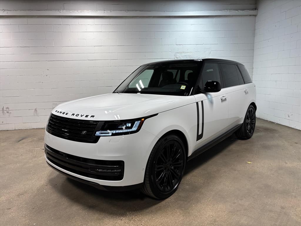 New 2026 Land Rover Range Rover SE 7 Seats SUV