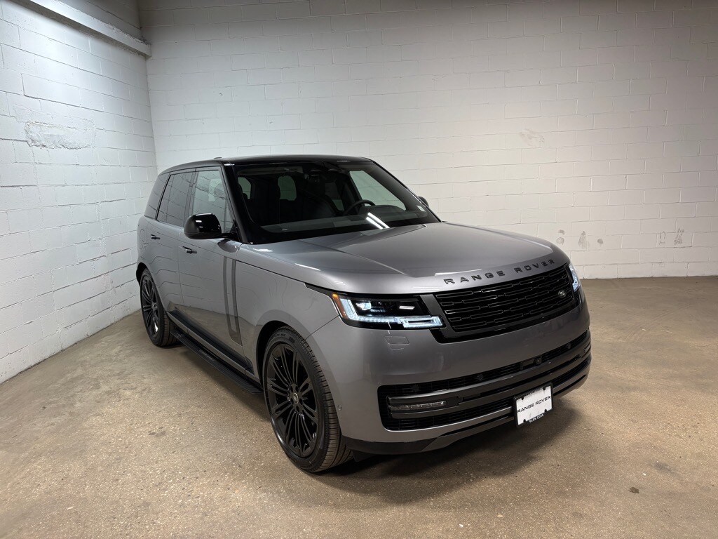 New 2025 Land Rover Range Rover P400 SE AWD P400 SE SUV