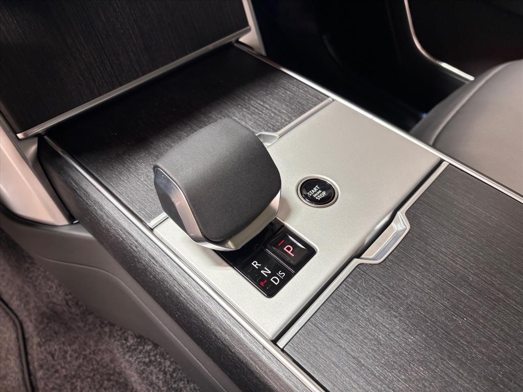 2026 Land Rover Range Rover SE - Photo 15