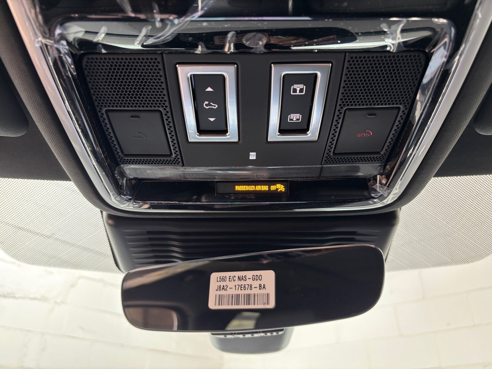 2026 Land Rover Range Rover Velar Dynamic SE - Photo 12