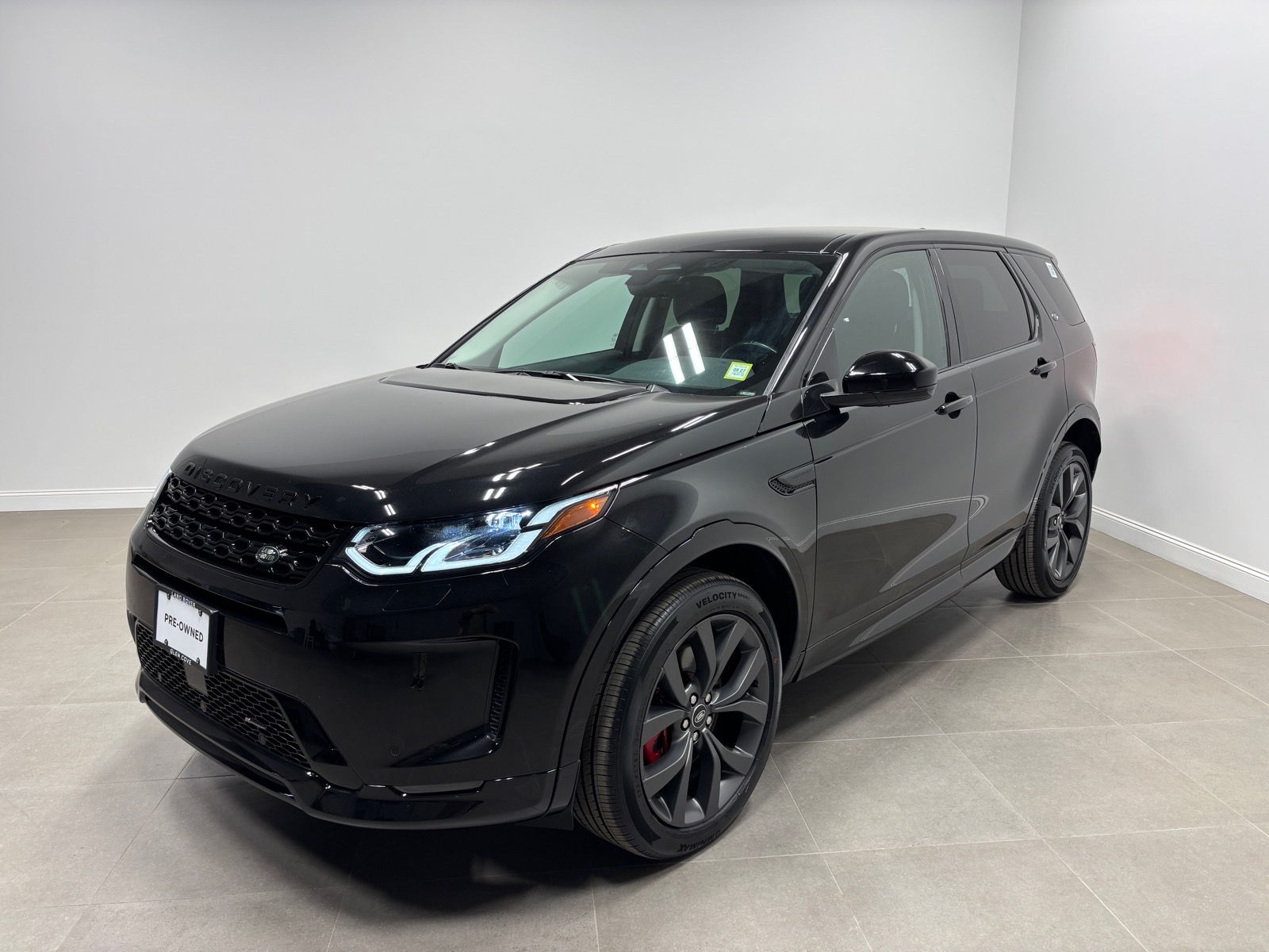 SUV in Glen Cove, NY 2023 Land Rover Discovery Sport SE R-Dynamic SUV Used