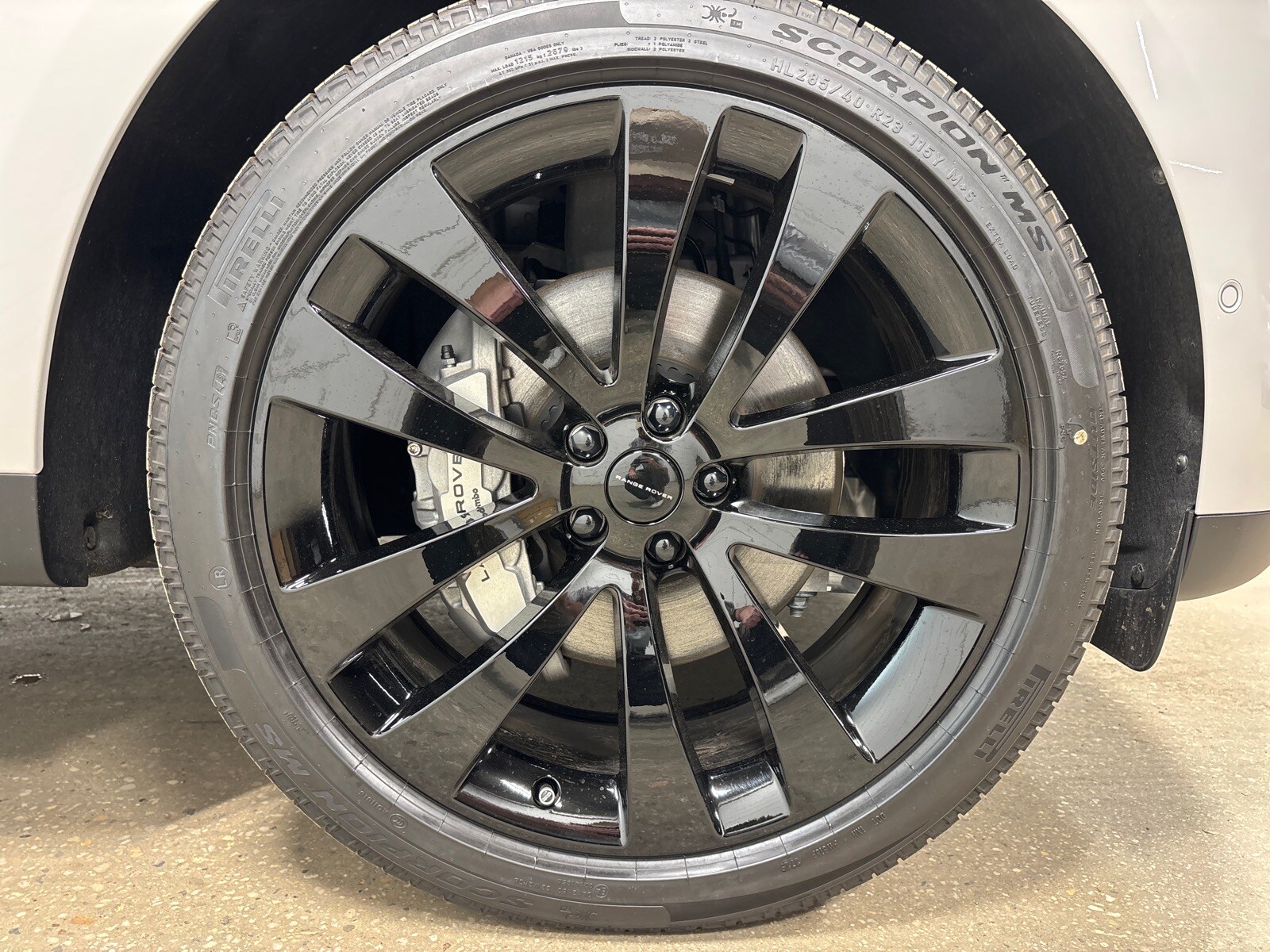 2026 Land Rover Range Rover Sport SE - Photo 11