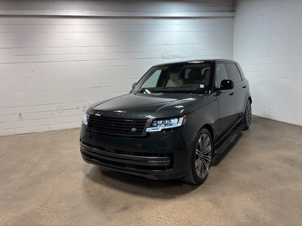 New 2025 Land Rover Range Rover P400 SE LWB AWD P400 SE LWB  SUV w/ 7 Seat