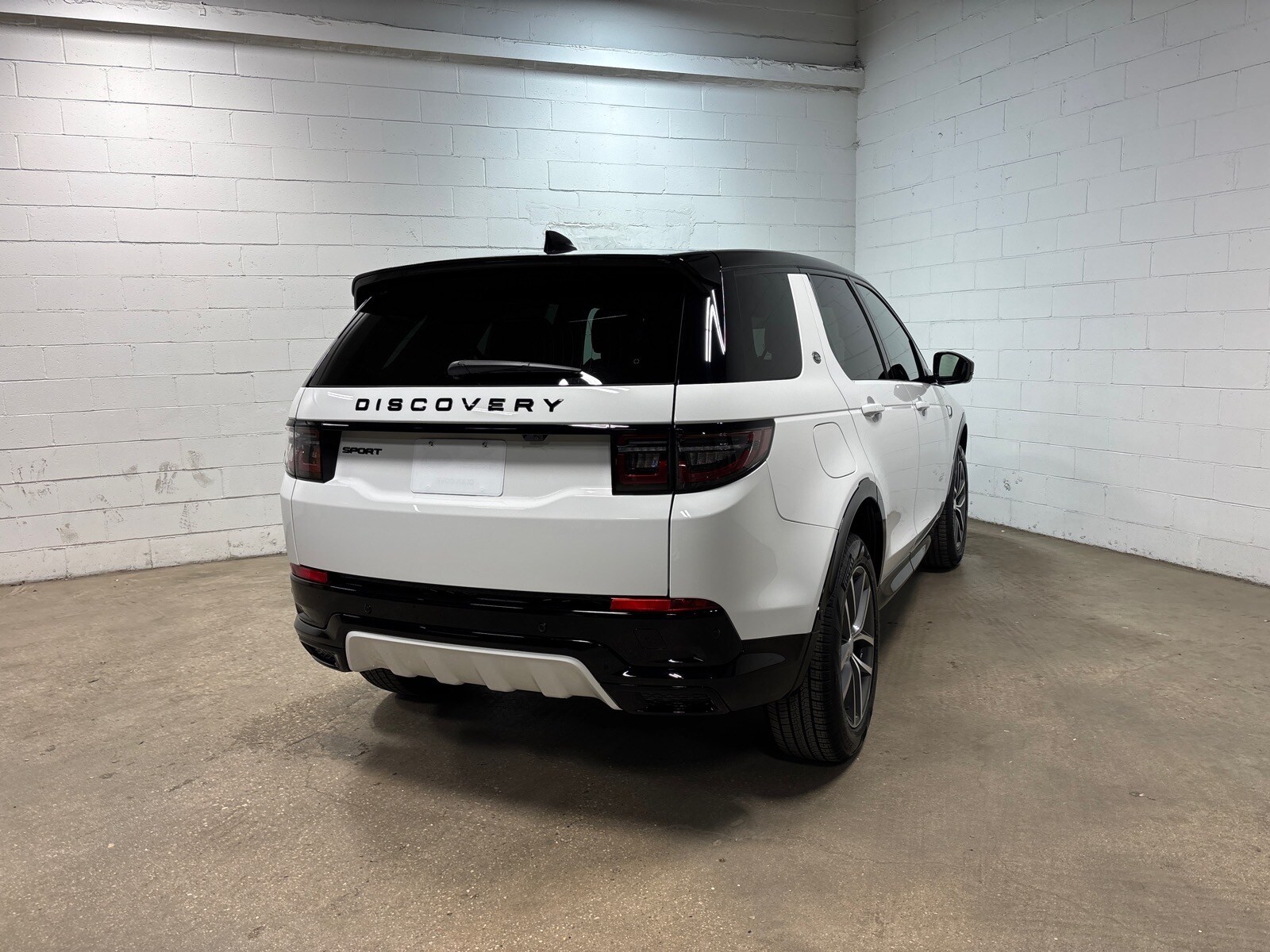 2026 Land Rover Discovery Sport Landmark - Photo 7