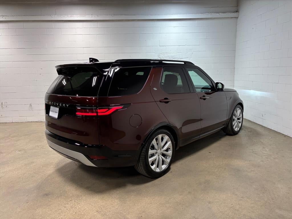2026 Land Rover Discovery Gemini Edition - Photo 6