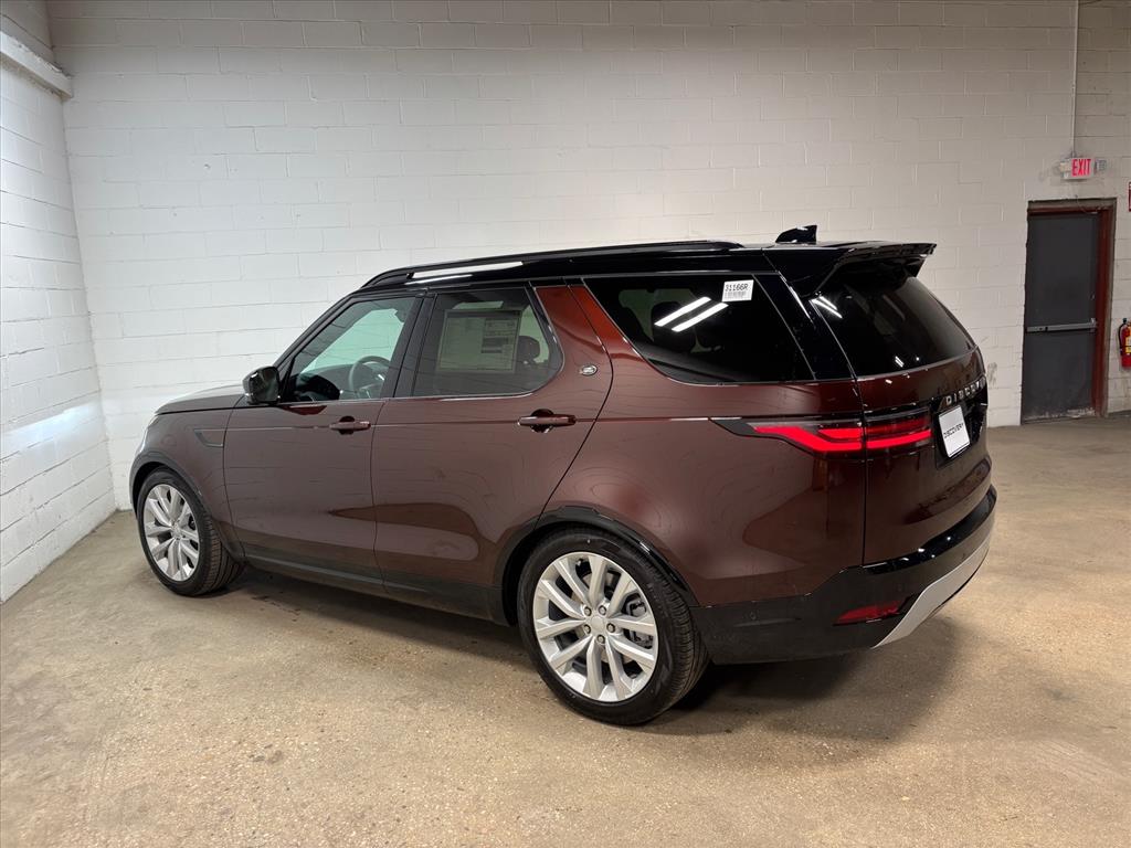 2026 Land Rover Discovery Gemini Edition - Photo 10