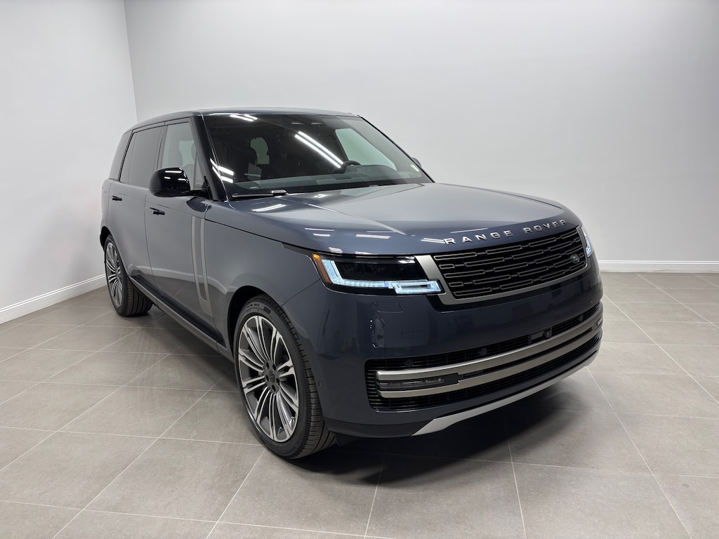 New 2026 Land Rover Range Rover SE LWB 7-Seats / V8 SUV