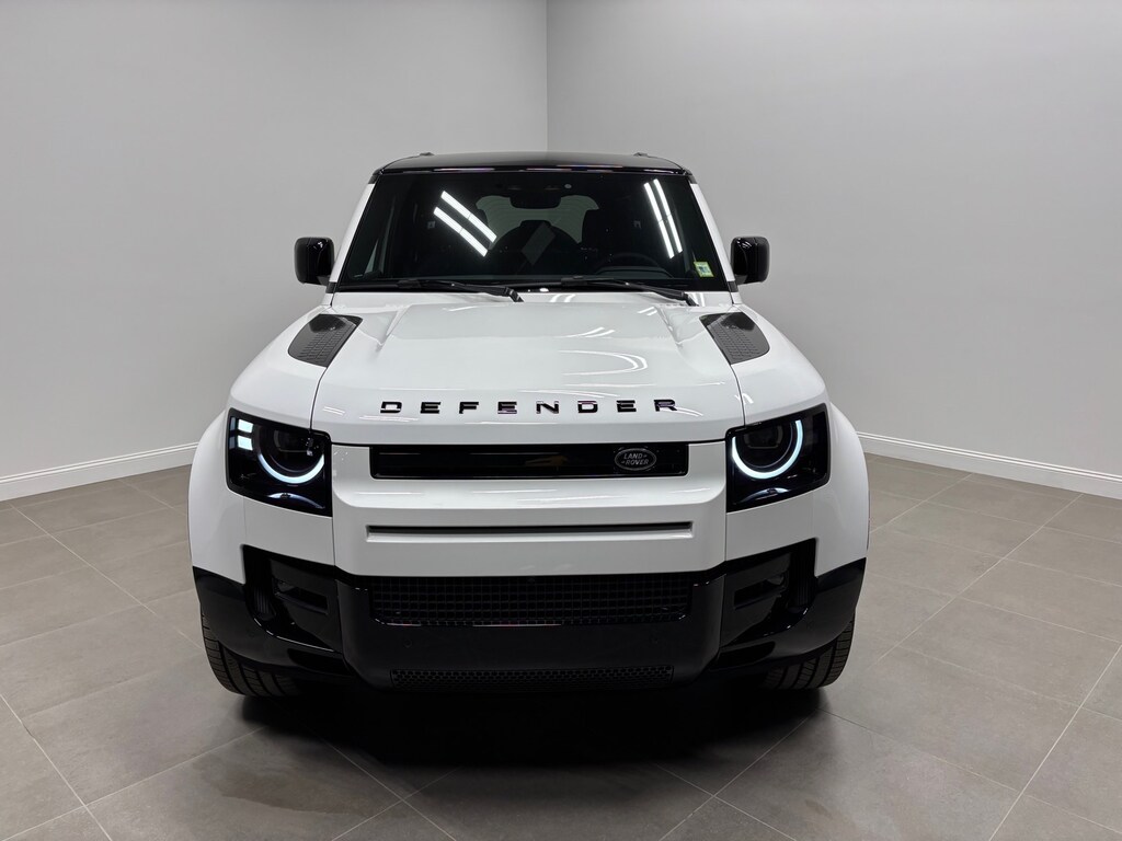 New 2026 Land Rover Defender 110 X-Dynamic SE SUV