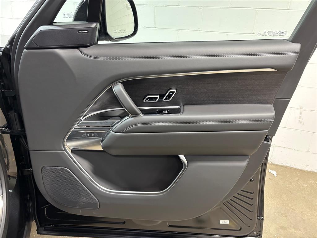 2026 Land Rover Range Rover SE - Photo 33
