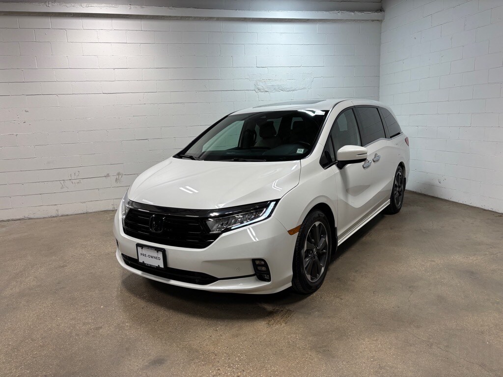 2023 Honda Odyssey Elite photo 2