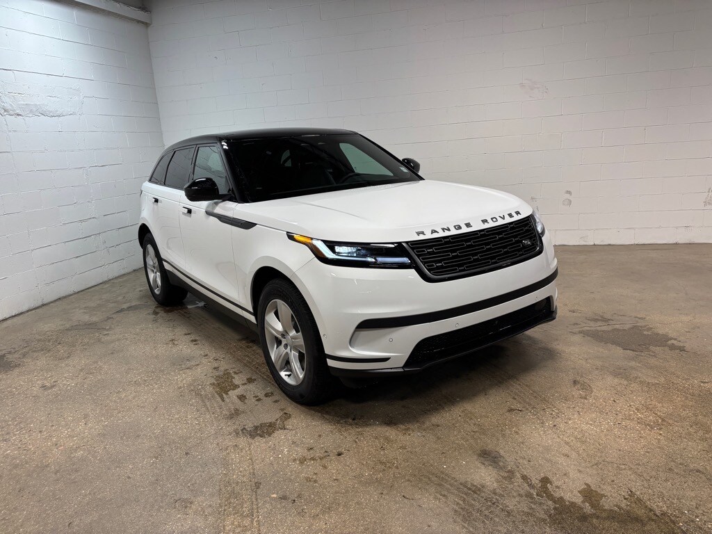 2026 Land Rover Range Rover Velar S photo 4