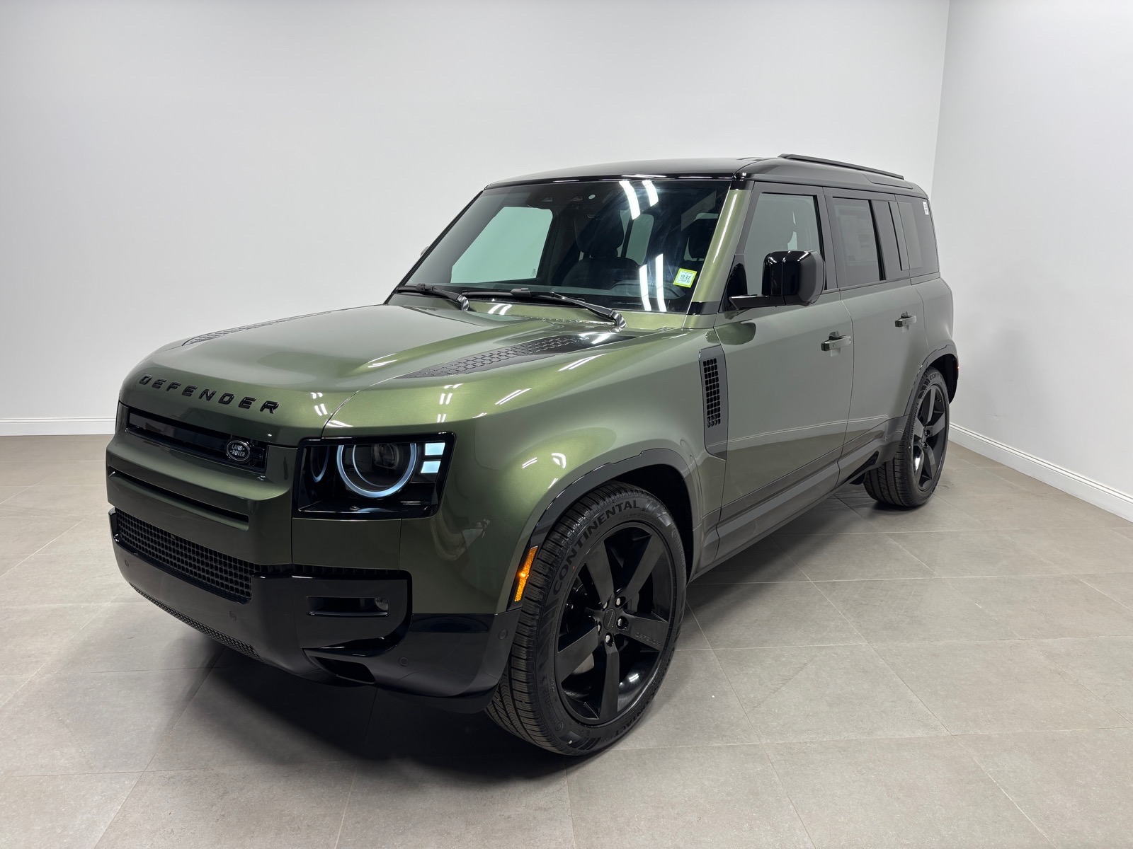 New 2026 Land Rover Defender 110 X-Dynamic SE SUV