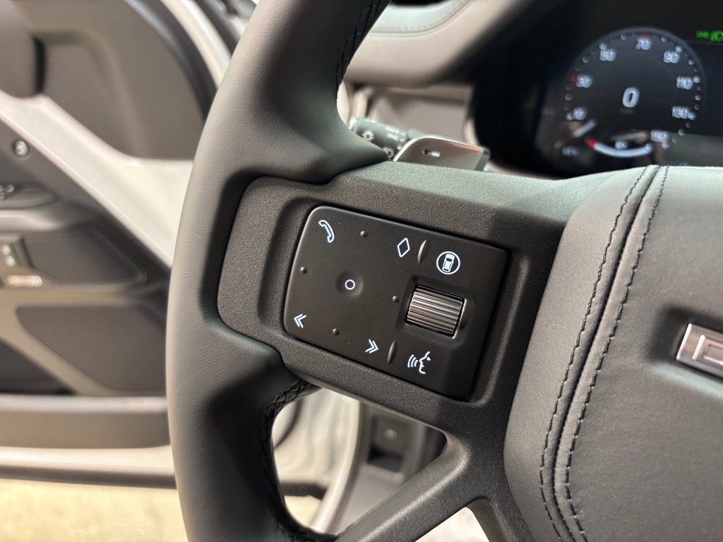 2026 Land Rover Defender V8 - Photo 20