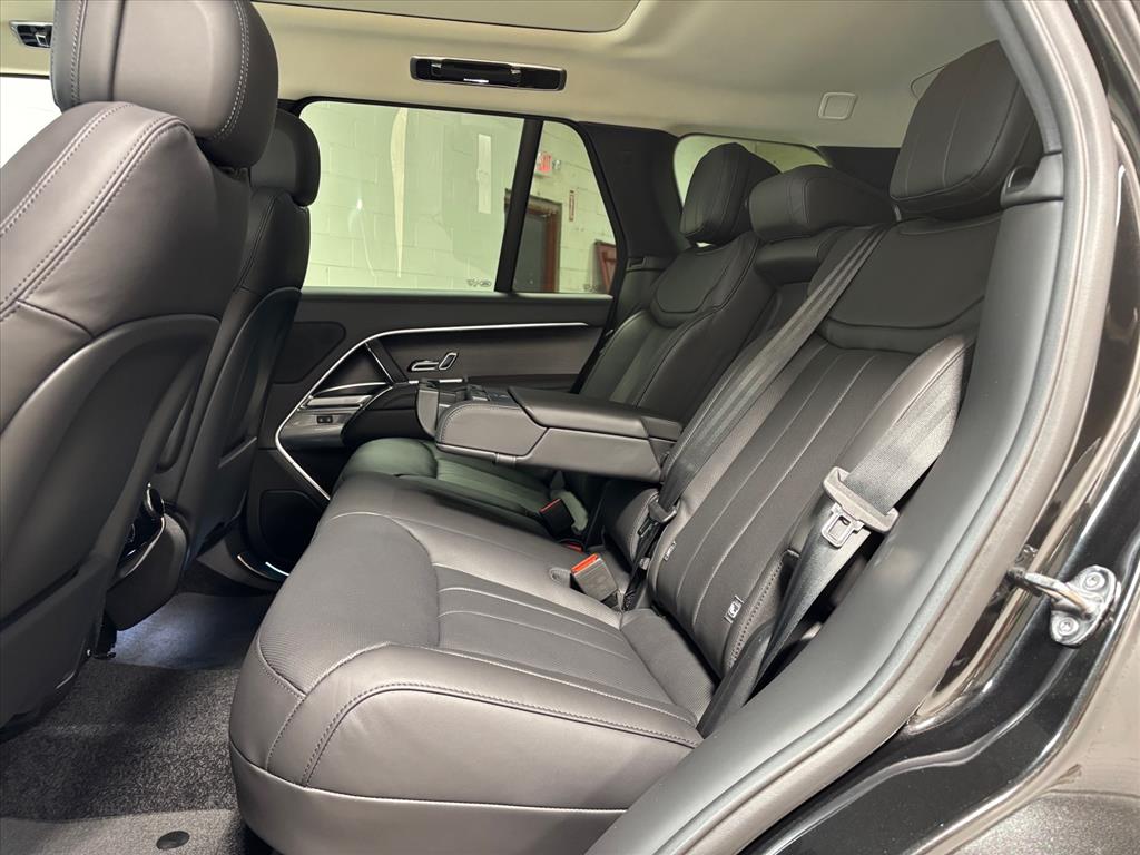 2026 Land Rover Range Rover SE - Photo 27
