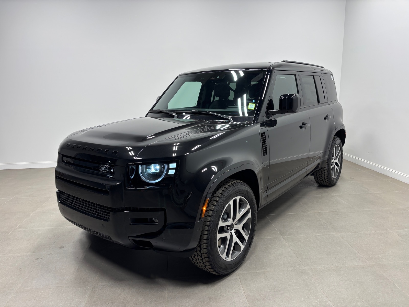  Land Rover Defender 110